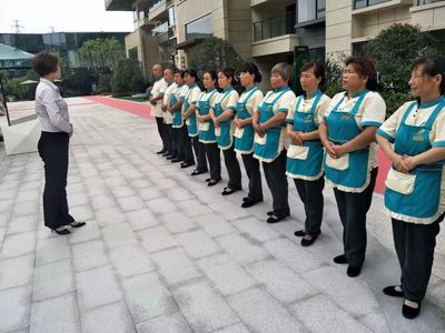 生活美學(xué)家 | 碧桂園置地中央公園物業(yè)環(huán)境主管趙赟專訪